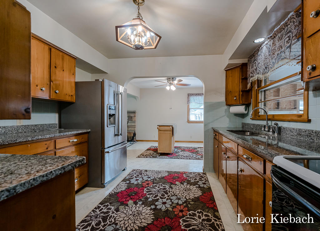 2891 West Fruitport Rd. Spring Lake, MI 49456 - Photo 17 of 43 2891W.Fruitport21Lores