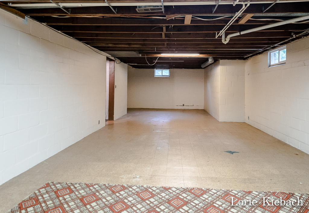 2891 West Fruitport Rd. Spring Lake, MI 49456 - Photo 38 of 43 2891W.Fruitport42Lores