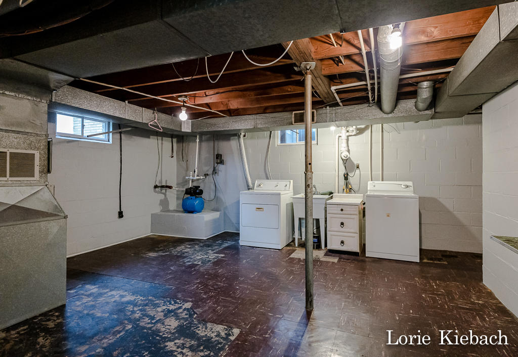 2891 West Fruitport Rd. Spring Lake, MI 49456 - Photo 39 of 43 2891W.Fruitport43Lores