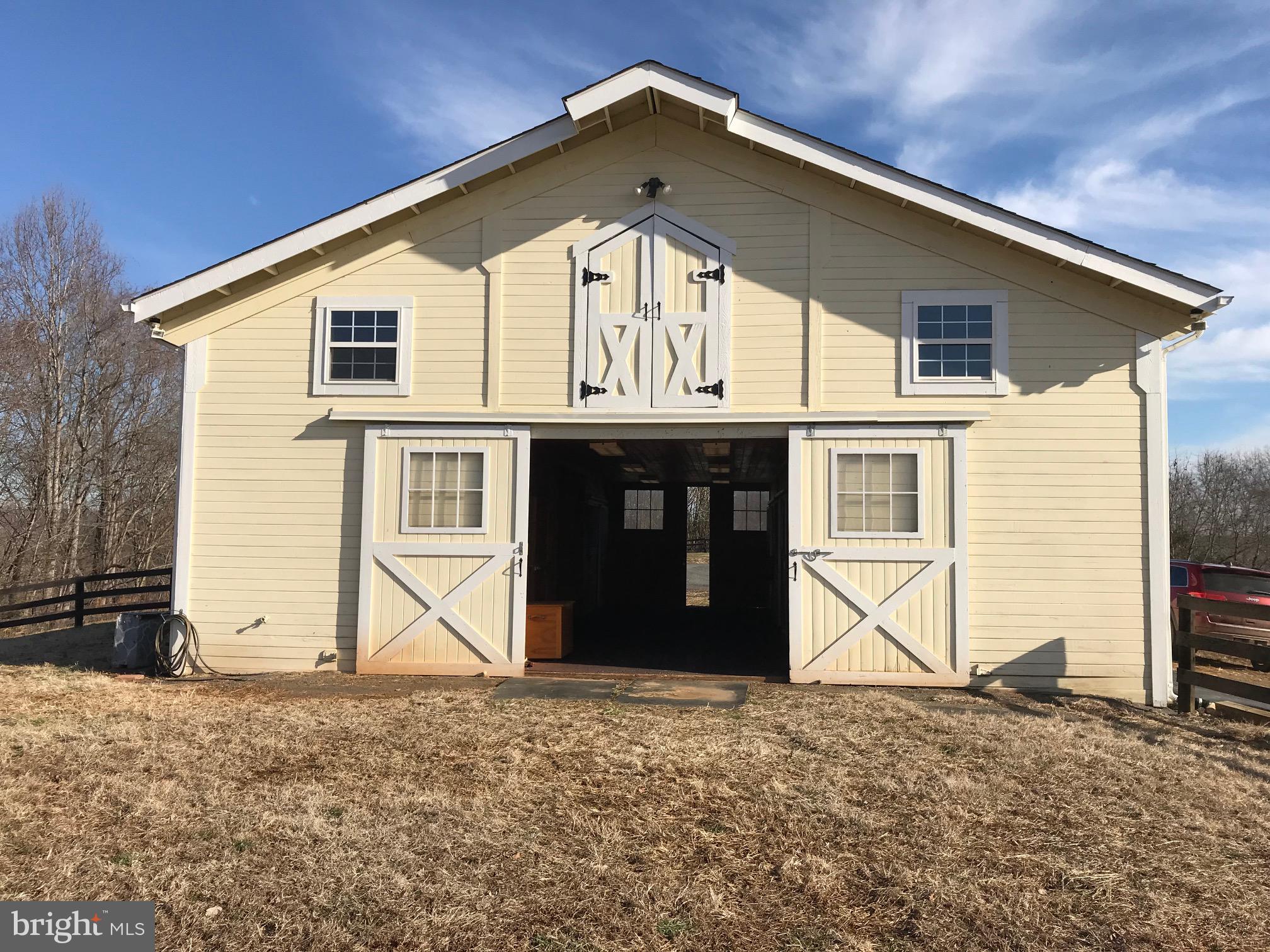 15325 Old Barn Road Rixeyville, VA 22737 - Photo 12 of 58 NEW 4 STALL STABLE:matted stalls & aisle