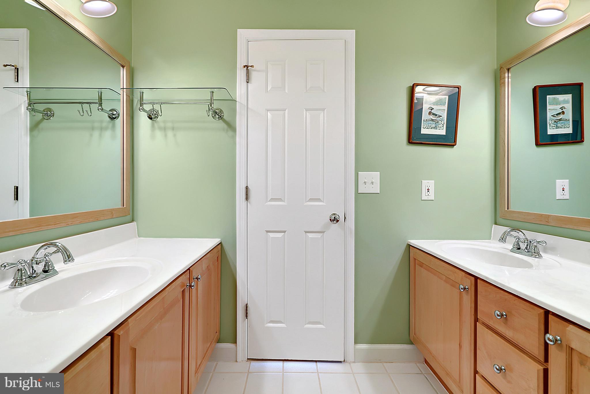 15325 Old Barn Road Rixeyville, VA 22737 - Photo 40 of 58 Views of both sinks in upstairs bath