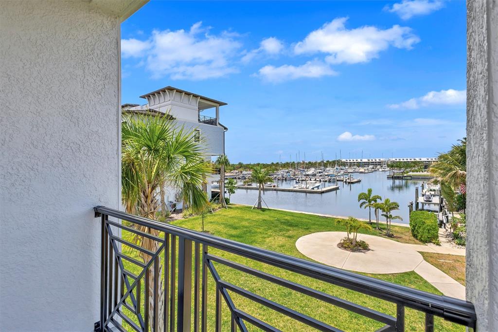 3027 Bermuda Sloop Circle Ruskin, FL 33570 - Photo 32 of 53