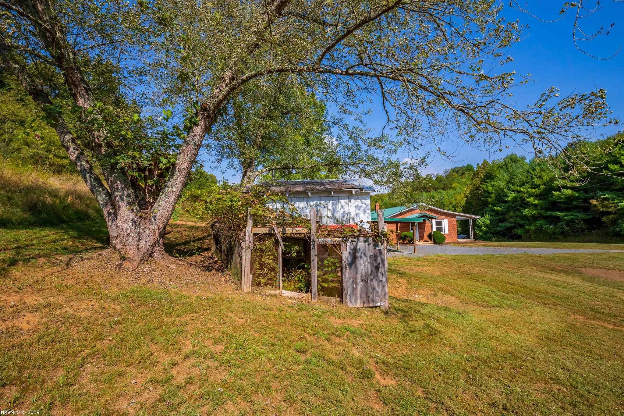 2359 Silver Leaf Road Dugspur, VA 24325 - Photo 66 of 75 Gallery Image 66