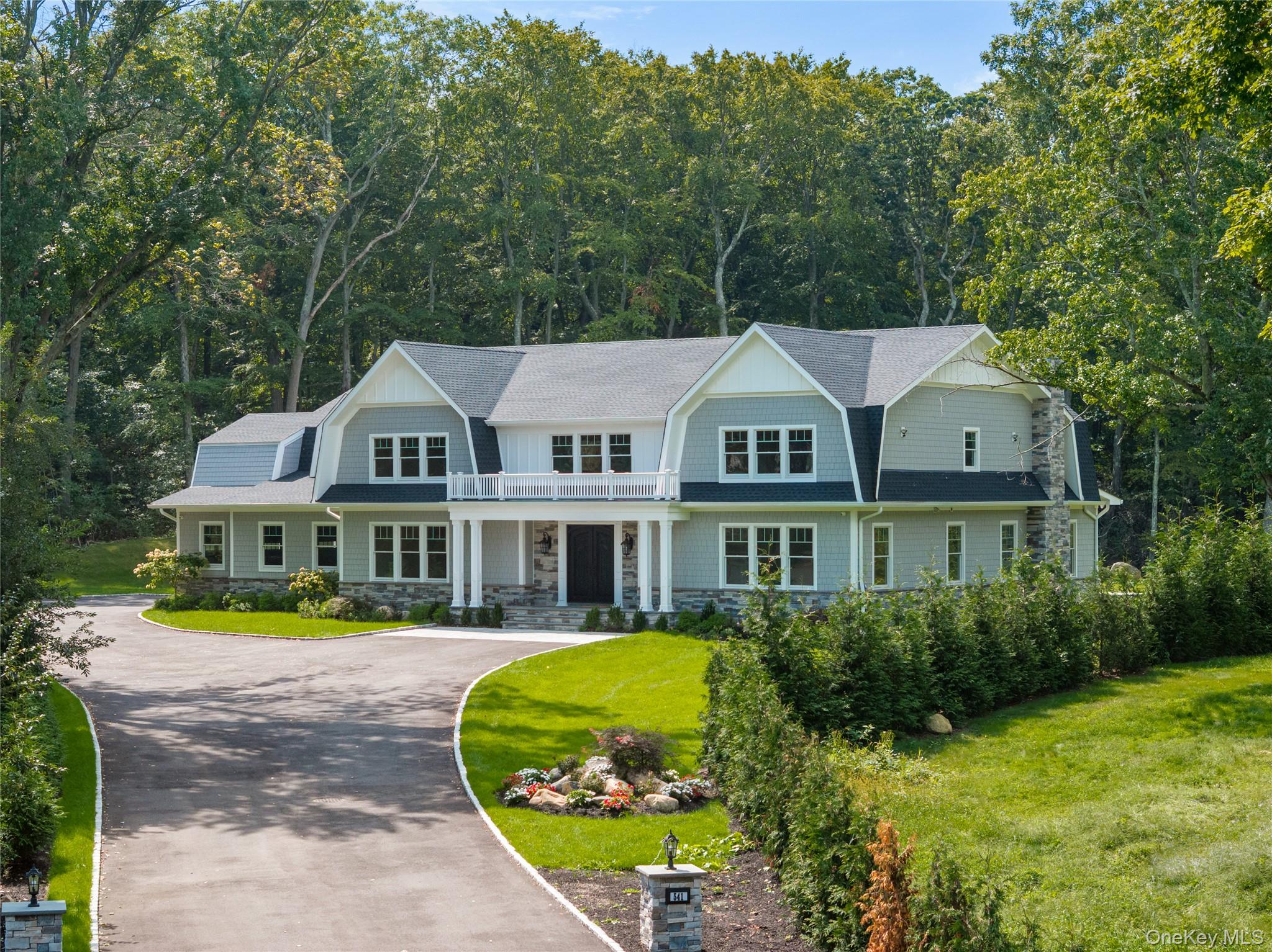 541 Split Rock Road Syosset, NY 11791 - Photo 1 of 27 Gallery Image 1