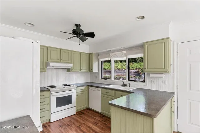 $324,000 | 32 Martin Drive, Unit D, Whispering Pines, NC 28327