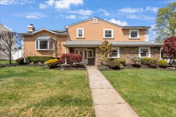 $929,999 | 95 Calvert Avenue East, Edison, NJ 08820