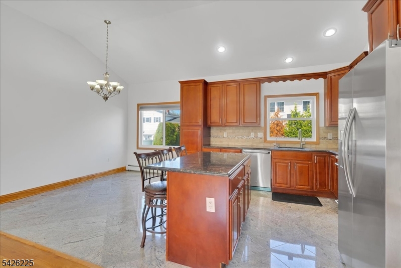 95 Calvert Avenue East Edison, NJ 08820 - Photo 17 of 45