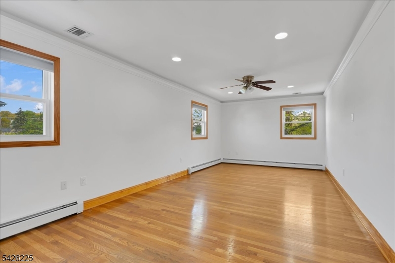 95 Calvert Avenue East Edison, NJ 08820 - Photo 30 of 45