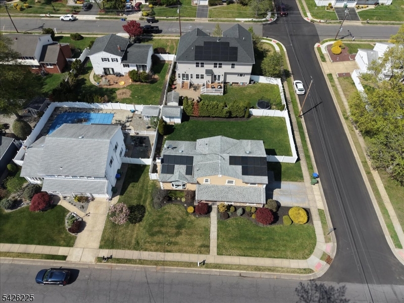 95 Calvert Avenue East Edison, NJ 08820 - Photo 42 of 45