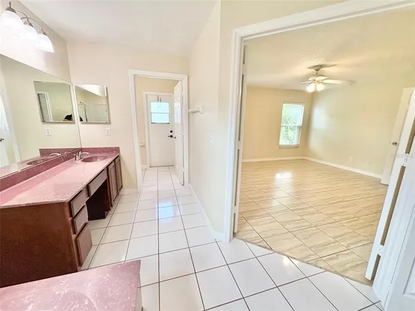 $2,895 | 2813 Rolling Broak Drive, Orlando, FL 32837