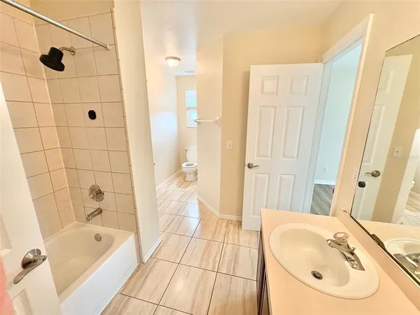 $2,895 | 2813 Rolling Broak Drive, Orlando, FL 32837