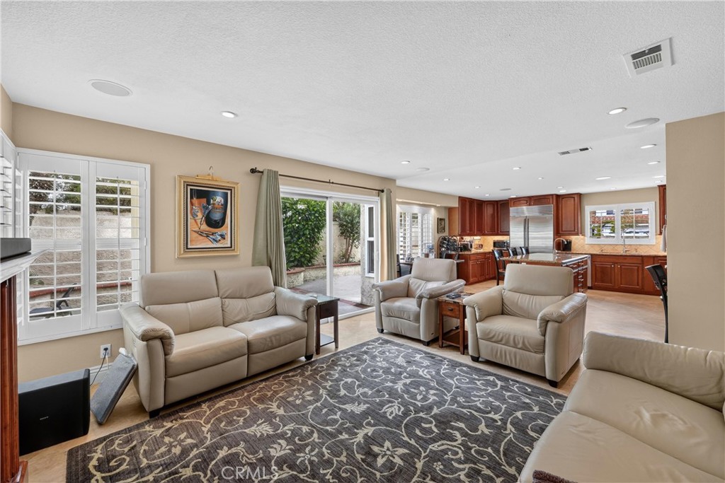 28811 Vista Aliso Road Lake Forest, CA 92679 - Photo 13 of 64