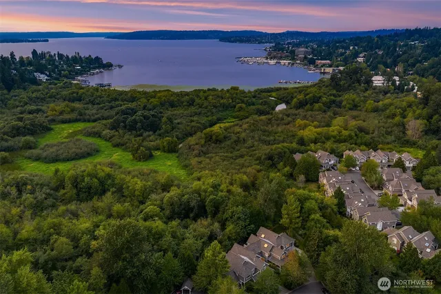 $1,250,000 | 10012 Northeast 37th Court, Kirkland, WA 98033