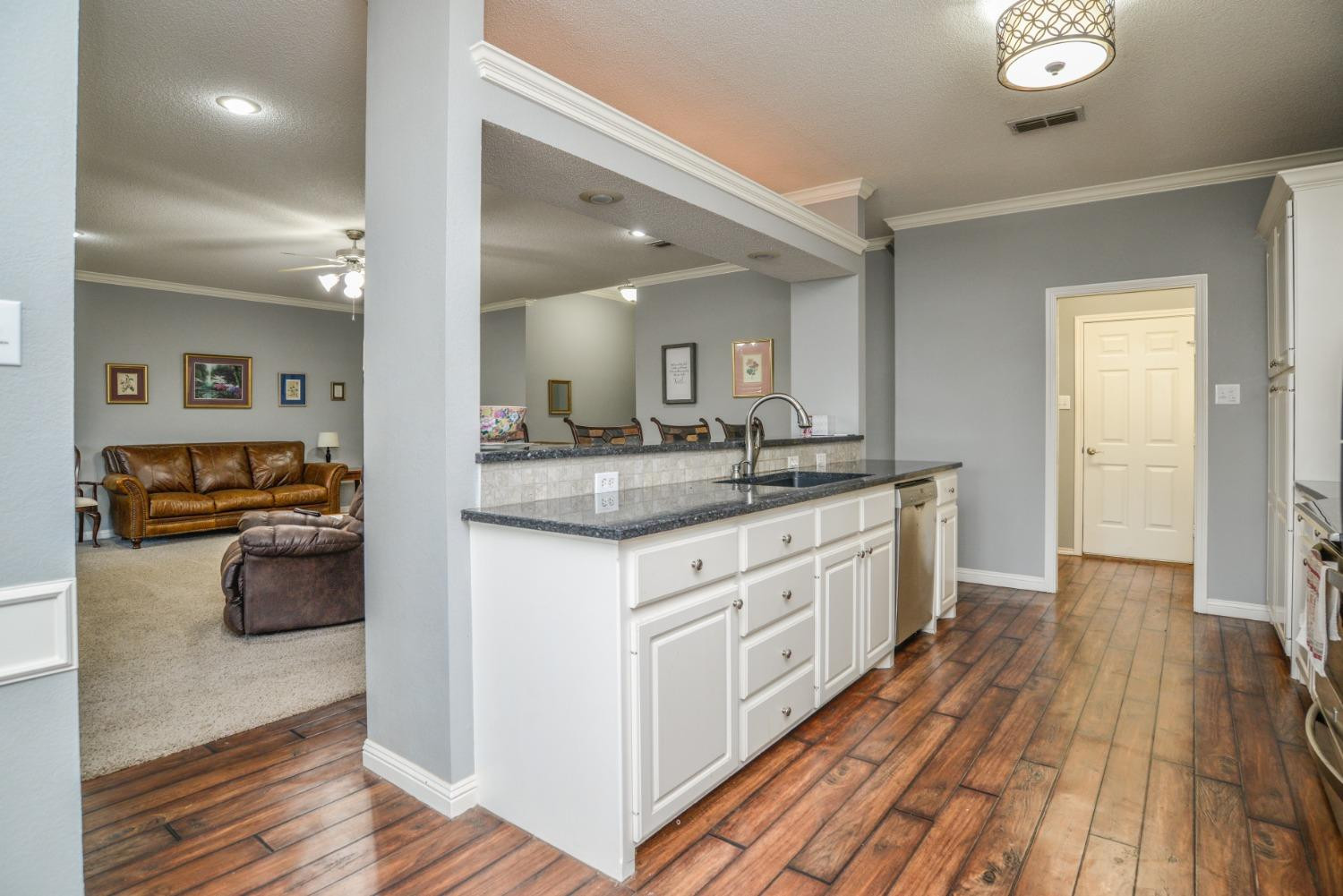 5605 99th Street Lubbock, TX 79424 - Photo 12 of 41 Photo 12