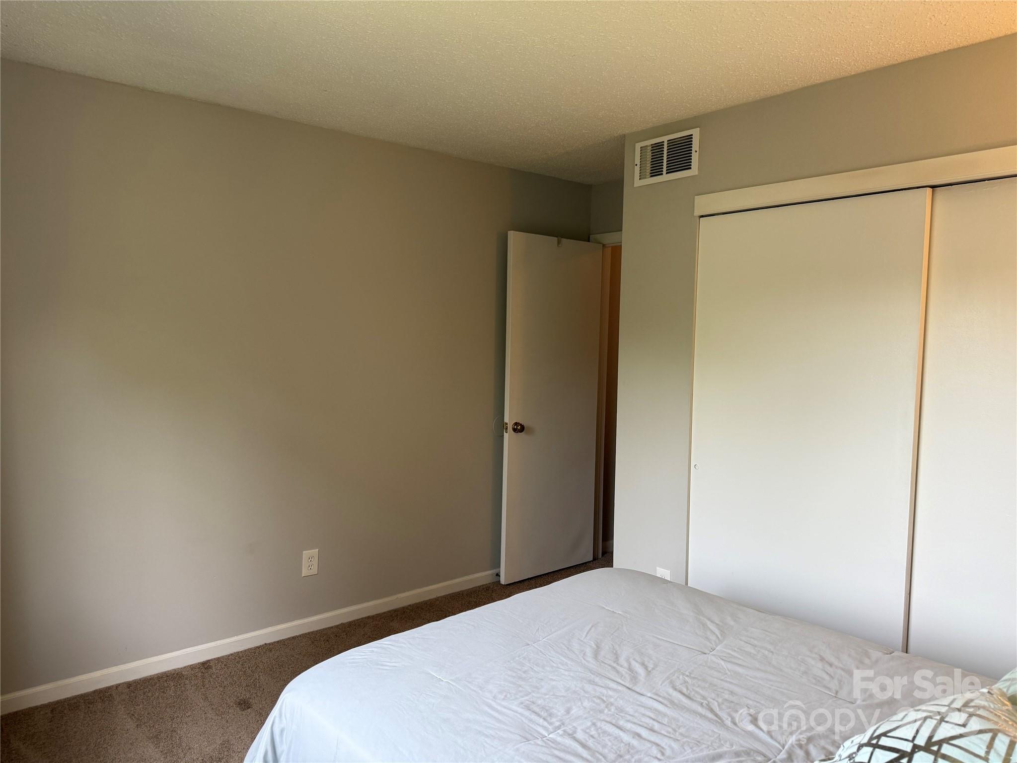 11121 Harrowfield Road Charlotte, NC 28226 - Photo 17 of 20 Gallery Image 17