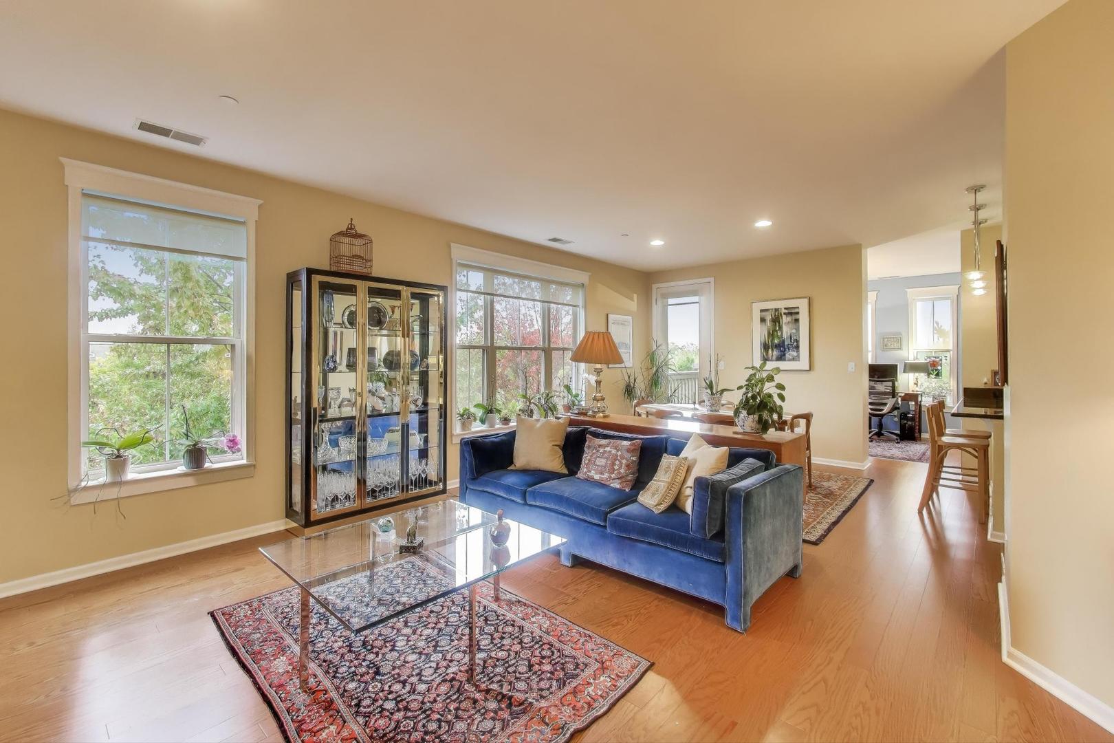 1950 Farnsworth Lane, Unit 202 Northbrook, IL 60062 - Photo 3 of 35