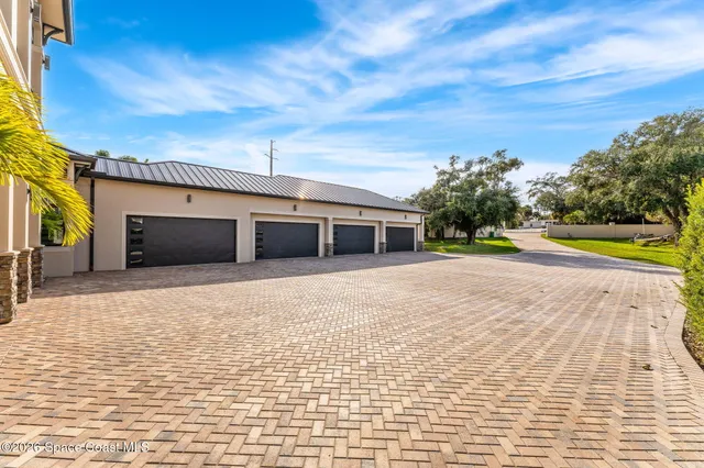 $4,000,000 | 6275 N Highway, Melbourne, FL 32940