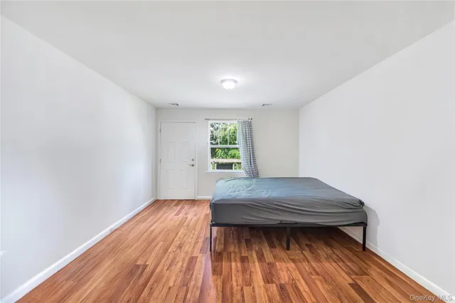 $479,000 | 132 Weatherby Lane, Unit 132, Central Islip, NY 11722