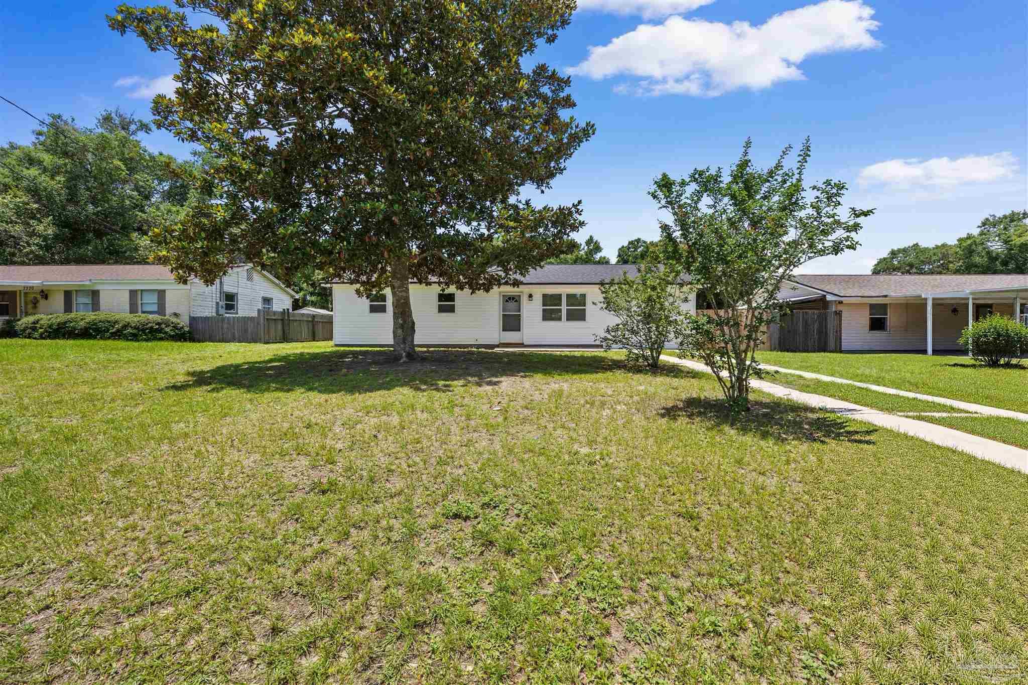 7328 Sachem Road Pensacola, FL 32506 - Photo 5 of 36 Gallery Image 5