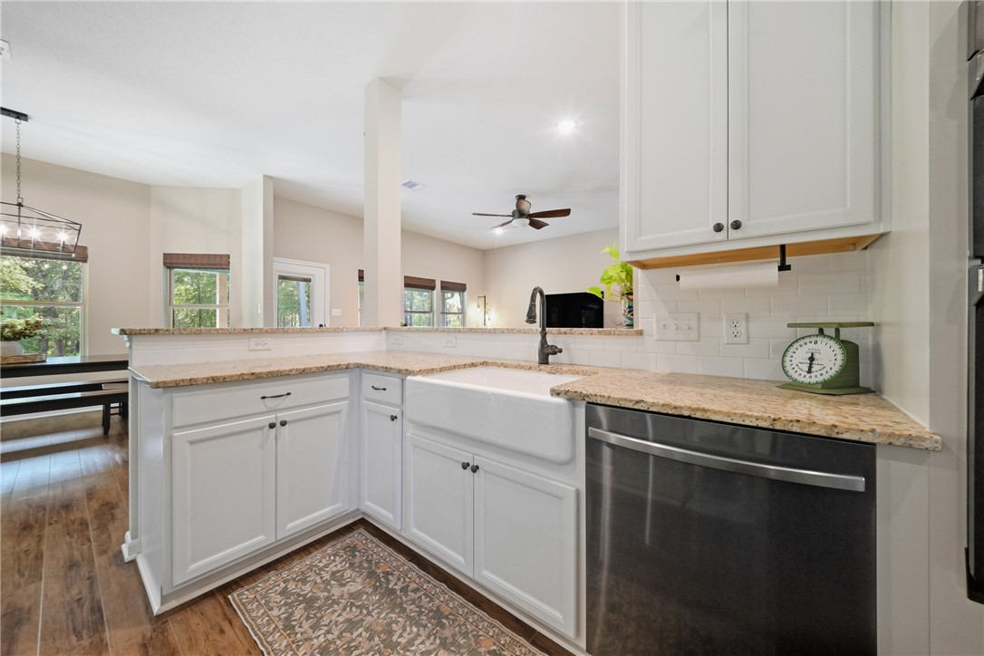 17050 Whippoorwill Road Navasota, TX 77868 - Photo 13 of 42 Gallery Image 13