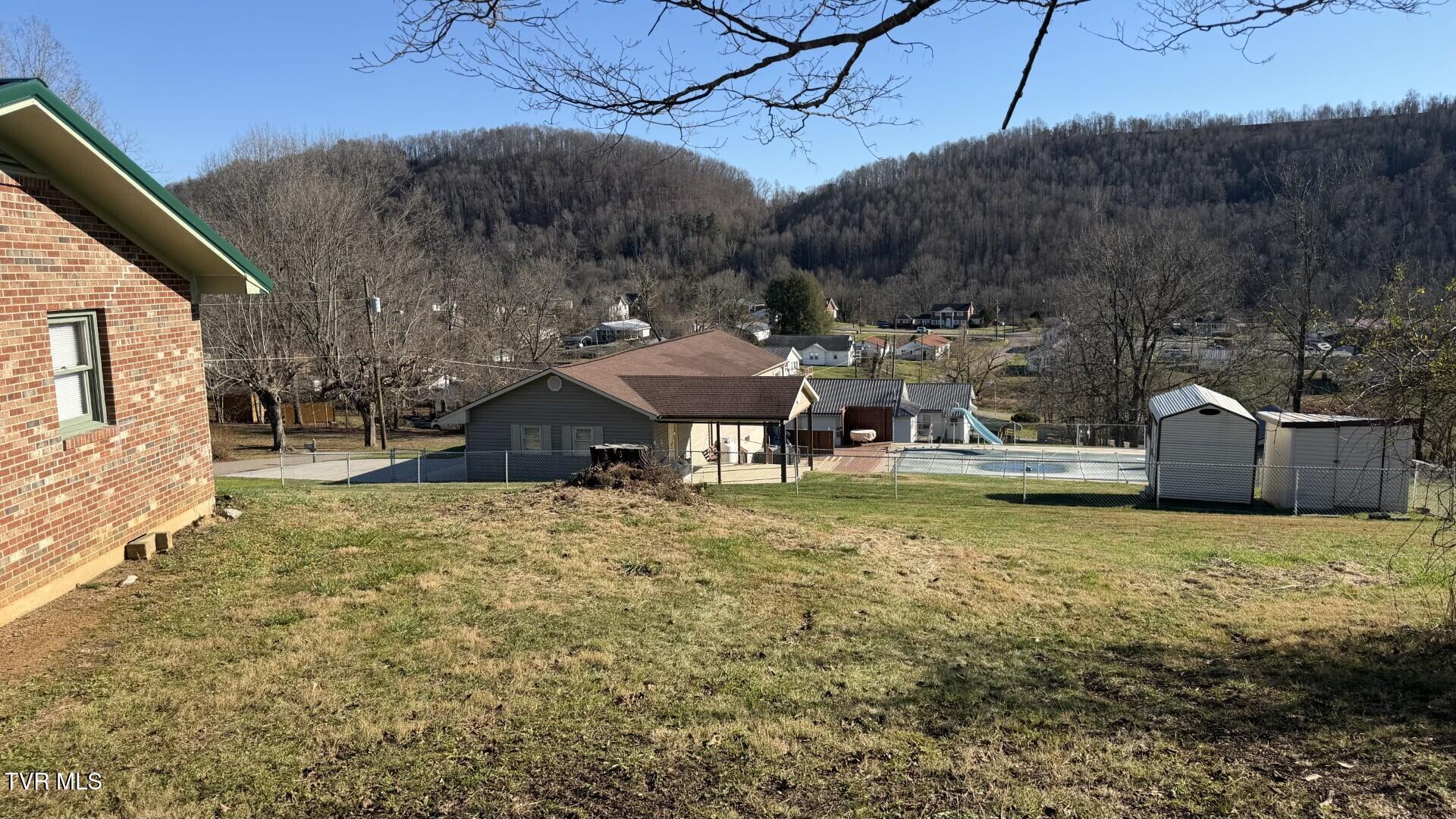 299 Duff Street Pennington Gap, VA 24277 - Photo 13 of 33 Yard 4