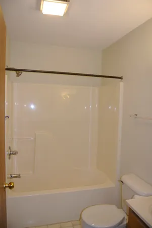 $1,200 | 47 East 4th Street, Superior, WI 54880