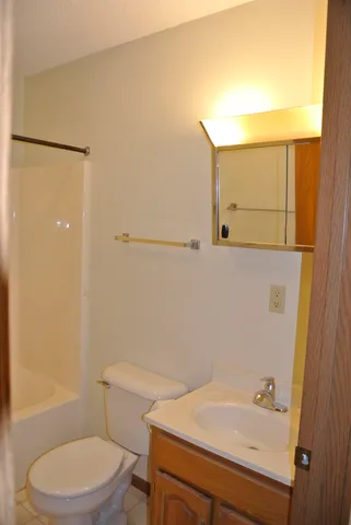 $1,200 | 47 East 4th Street, Superior, WI 54880