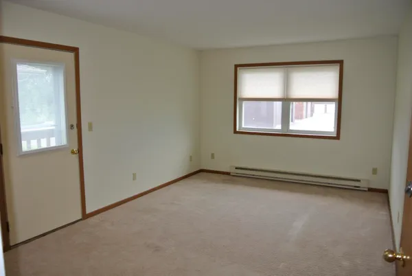 $1,200 | 47 East 4th Street, Superior, WI 54880