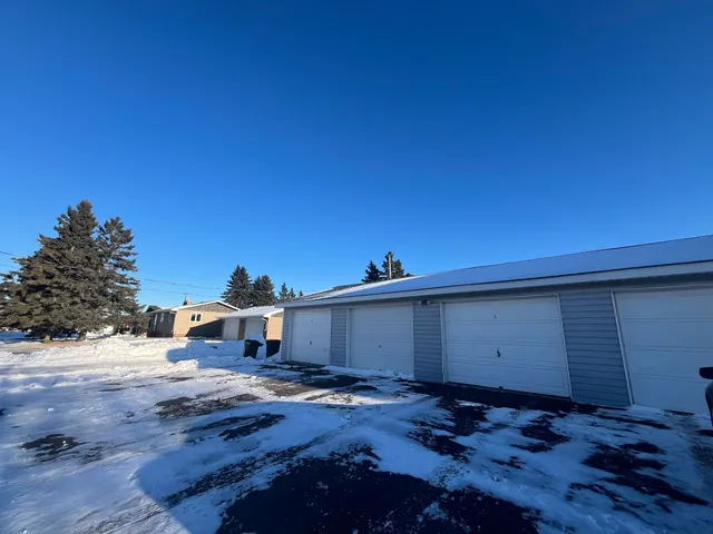 $1,200 | 47 East 4th Street, Superior, WI 54880