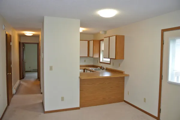 $1,200 | 47 East 4th Street, Superior, WI 54880