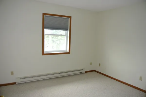 $1,200 | 47 East 4th Street, Superior, WI 54880