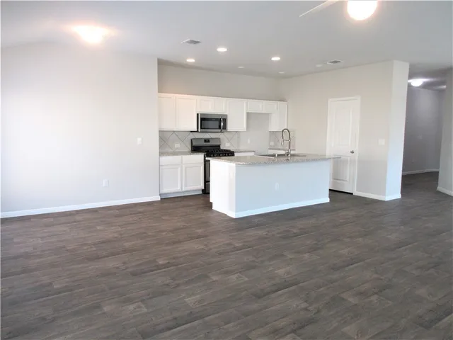 $2,100 | 10913 Gonzales Ranger Pass, Austin, TX 78754