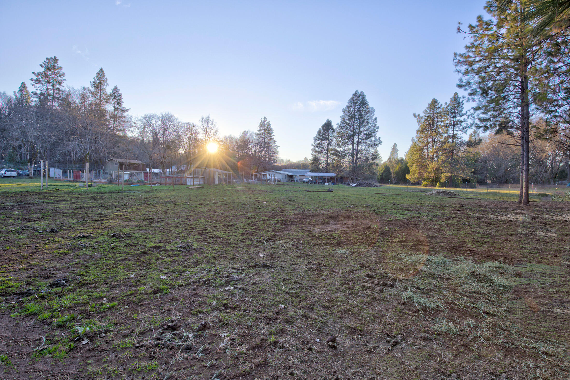 220 Boyer Road Grants Pass, OR 97526 - Photo 19 of 27 21