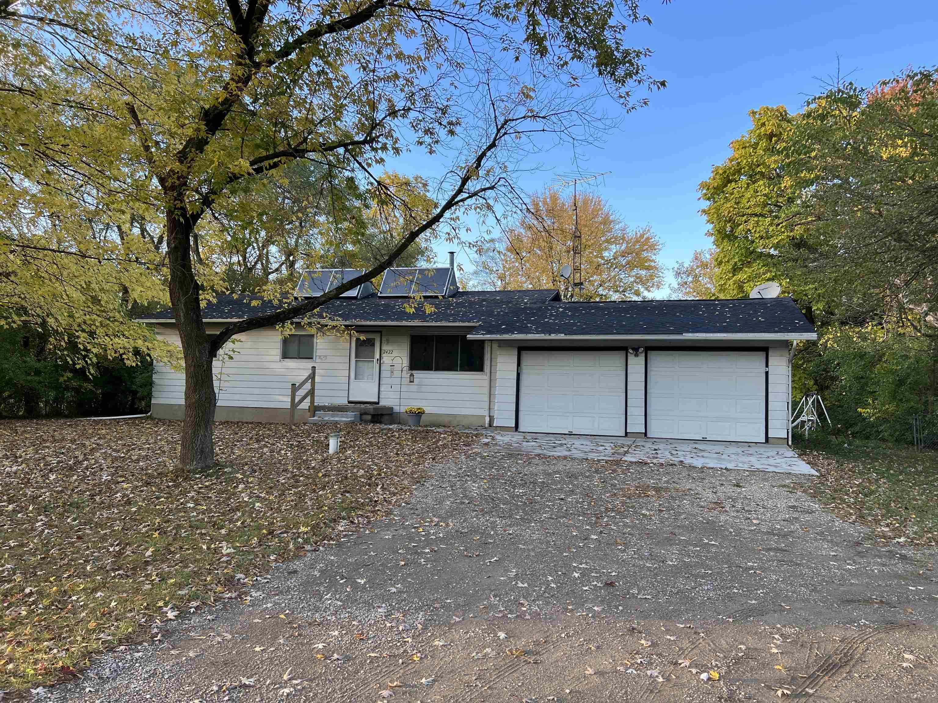 2422 West Stanley Road Mount Morris, MI 48458 - Photo 1 of 15 50093217.JPG