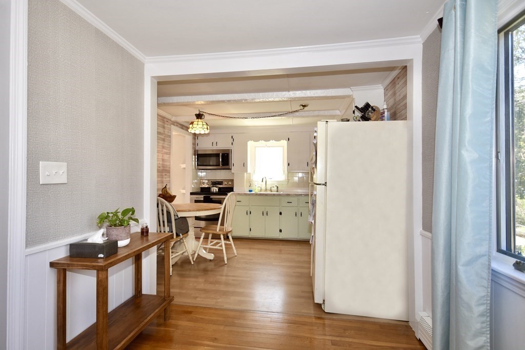 2 Maple Street Bourne, MA 02532 - Photo 3 of 14