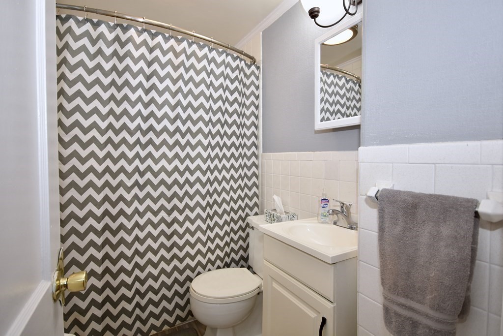 2 Maple Street Bourne, MA 02532 - Photo 7 of 14