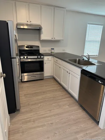 $1,575 | 1830 Stonechat, New Braunfels, TX 78130