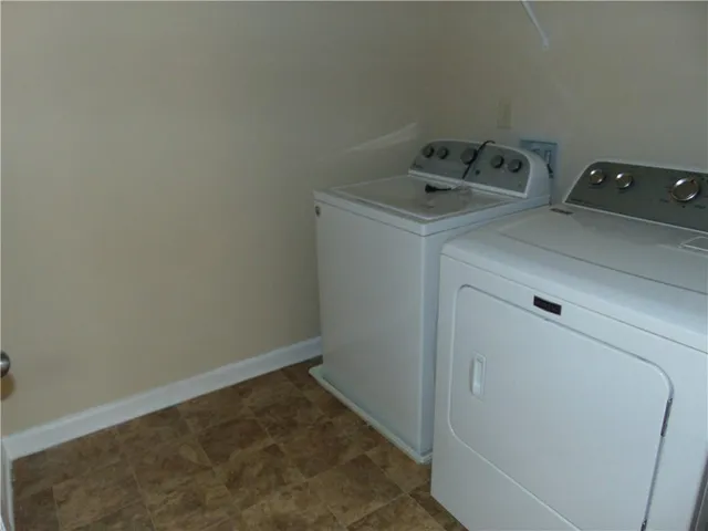 $2,300 | 1320 Napa Valley Drive Southwest, Lawrenceville, GA 30045