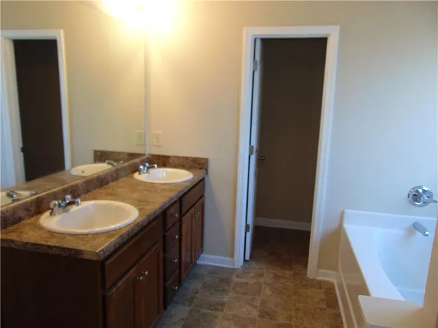 $2,300 | 1320 Napa Valley Drive Southwest, Lawrenceville, GA 30045