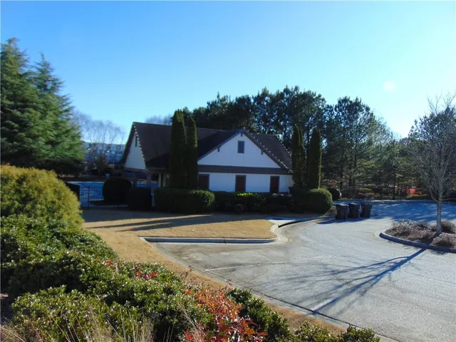 $2,300 | 1320 Napa Valley Drive Southwest, Lawrenceville, GA 30045