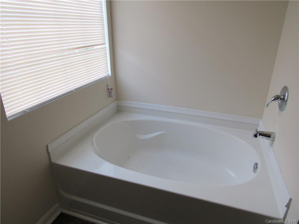 1604 Flagsworth Road, Unit 224 Clover, SC 29710 - Photo 15 of 17 Gallery Image 15