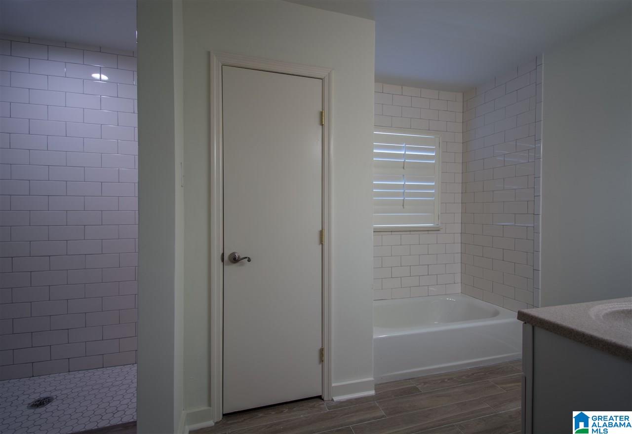 2449 Shades Crest Road Birmingham, AL 35216 - Photo 25 of 38