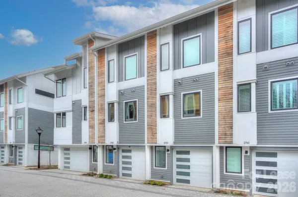 $3,200 | 2737 Shenandoah Avenue, Charlotte, NC 28205