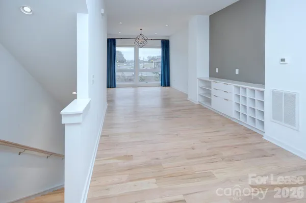 $3,200 | 2737 Shenandoah Avenue, Charlotte, NC 28205