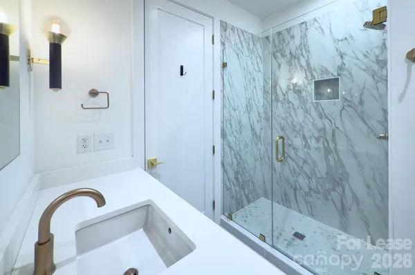 $3,200 | 2737 Shenandoah Avenue, Charlotte, NC 28205