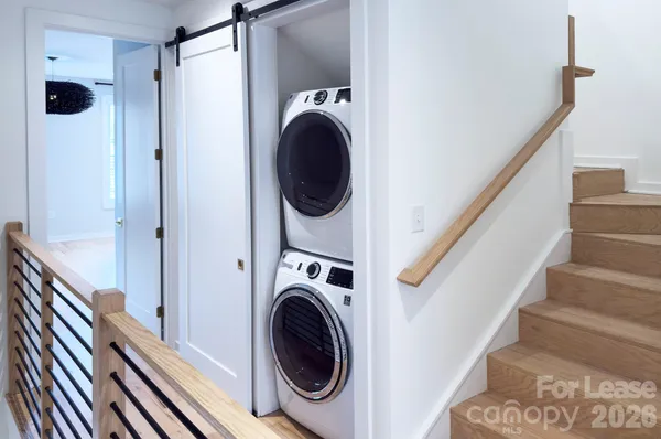 $3,200 | 2737 Shenandoah Avenue, Charlotte, NC 28205