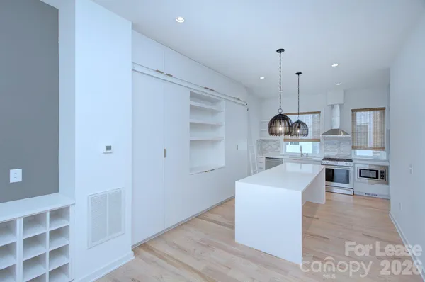 $3,200 | 2737 Shenandoah Avenue, Charlotte, NC 28205