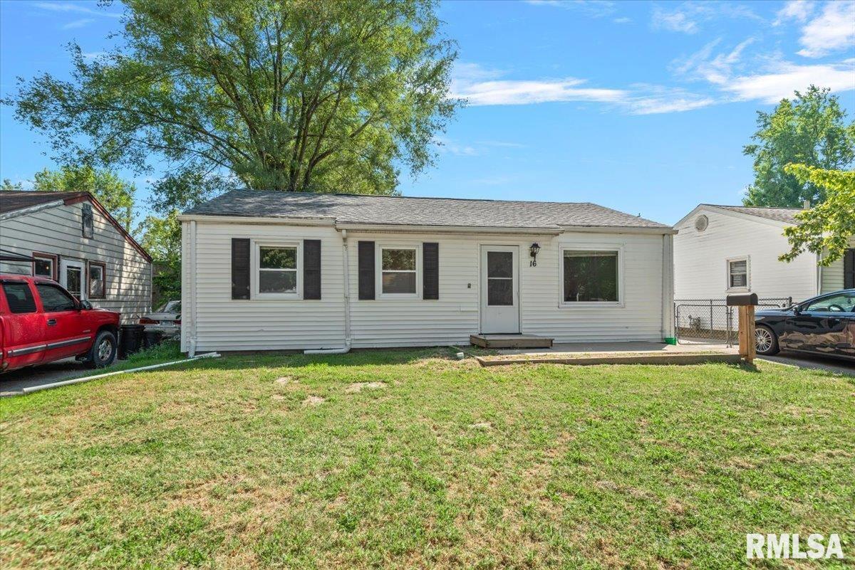 16 Salem Road Springfield, IL 62702 - Photo 1 of 28 Gallery Image 1