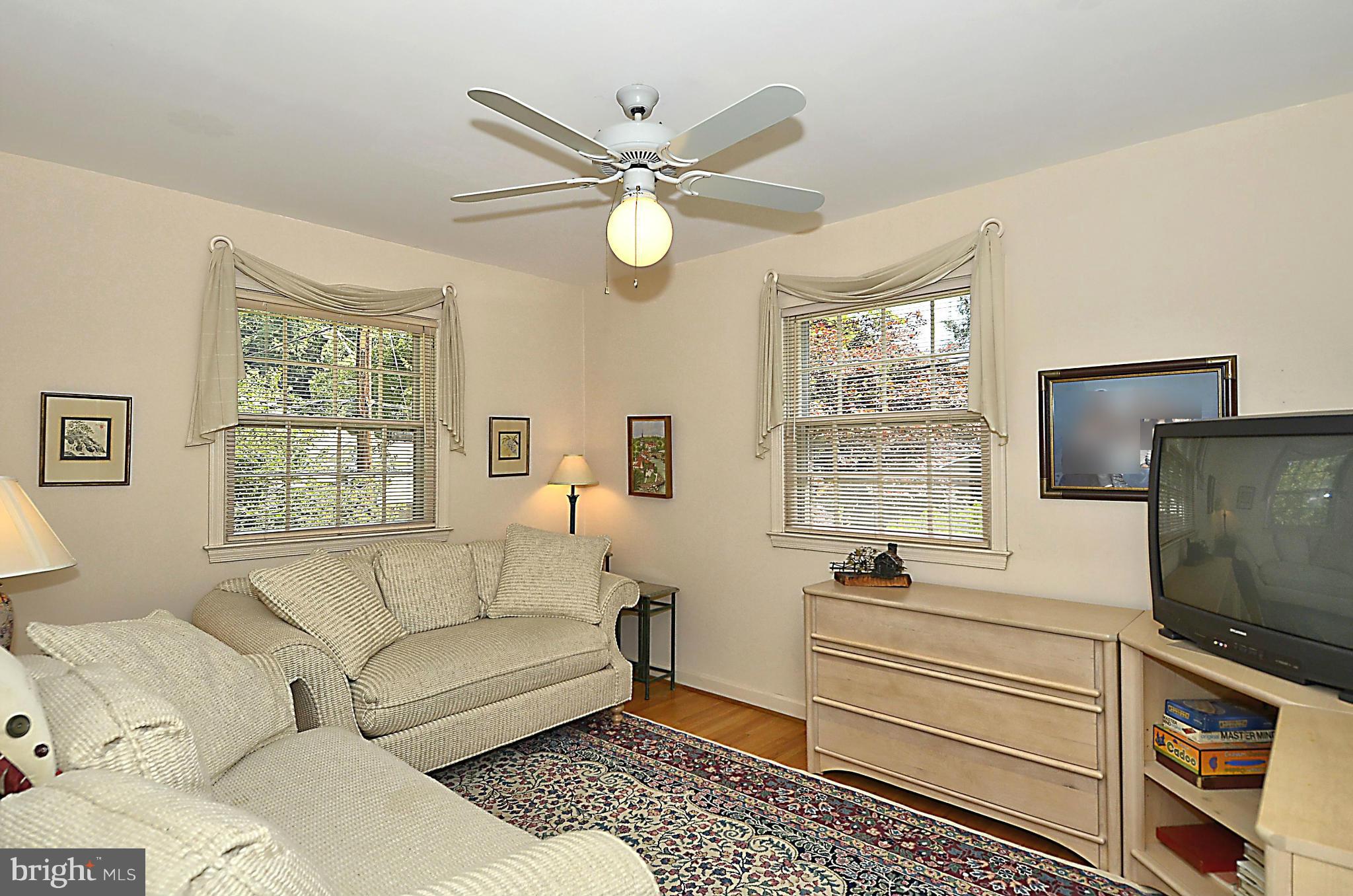 628 Kenbrook Drive Silver Spring, MD 20902 - Photo 20 of 30 Bedroom 2