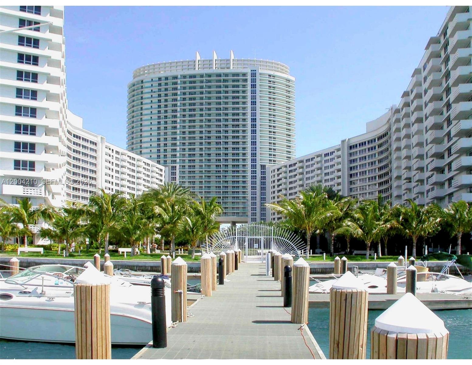1500 Bay Road, Unit 1172S Miami Beach, FL 33139 - Photo 5 of 15 a view of building with outdoor space